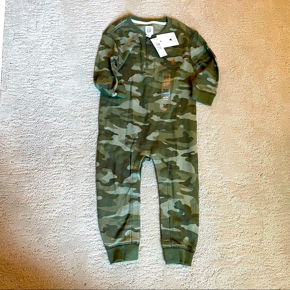 NWT! Baby GAP Camo Onsie